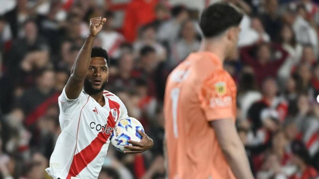 Colibrí Miguel Borja: El Nuevo Fichaje de Cruz Azul que Sorprende en Tampa Bay