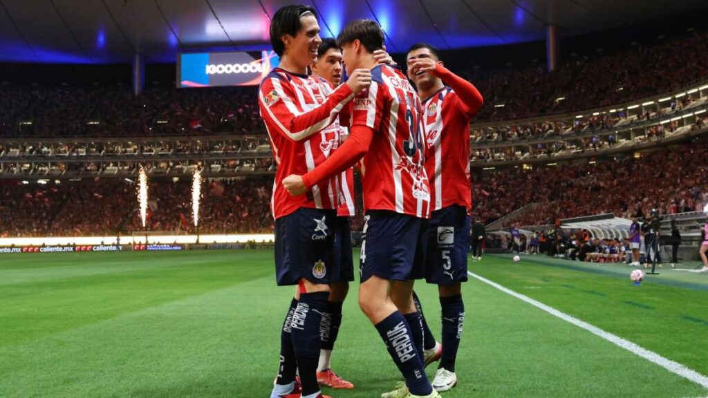 Delantero de Chivas busca un nuevo destino en Atlante