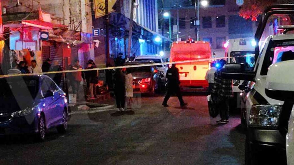 Motosicarios Atacan Restaurante en el Centro de CdMx: Un Muerto y Varios Heridos