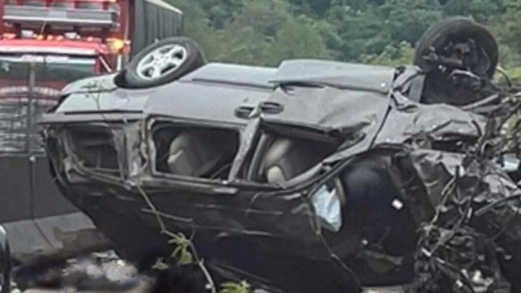 Tragedia vial: Familia poblana pierde la vida en accidente sobre la México-Tuxpan debido a un alud