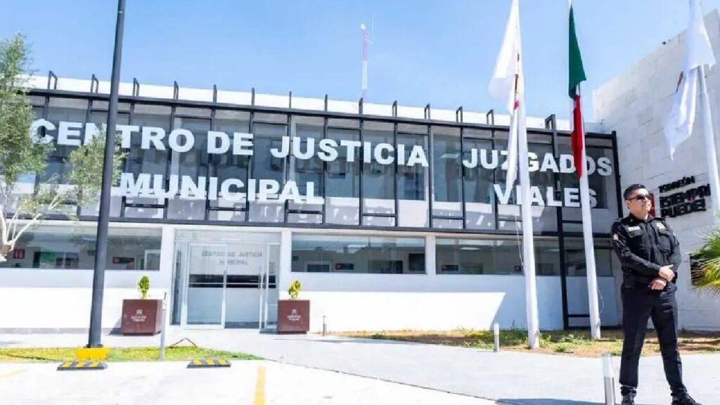 Cena de Año Nuevo para detenido en el Centro de Justicia Municipal de Torreón