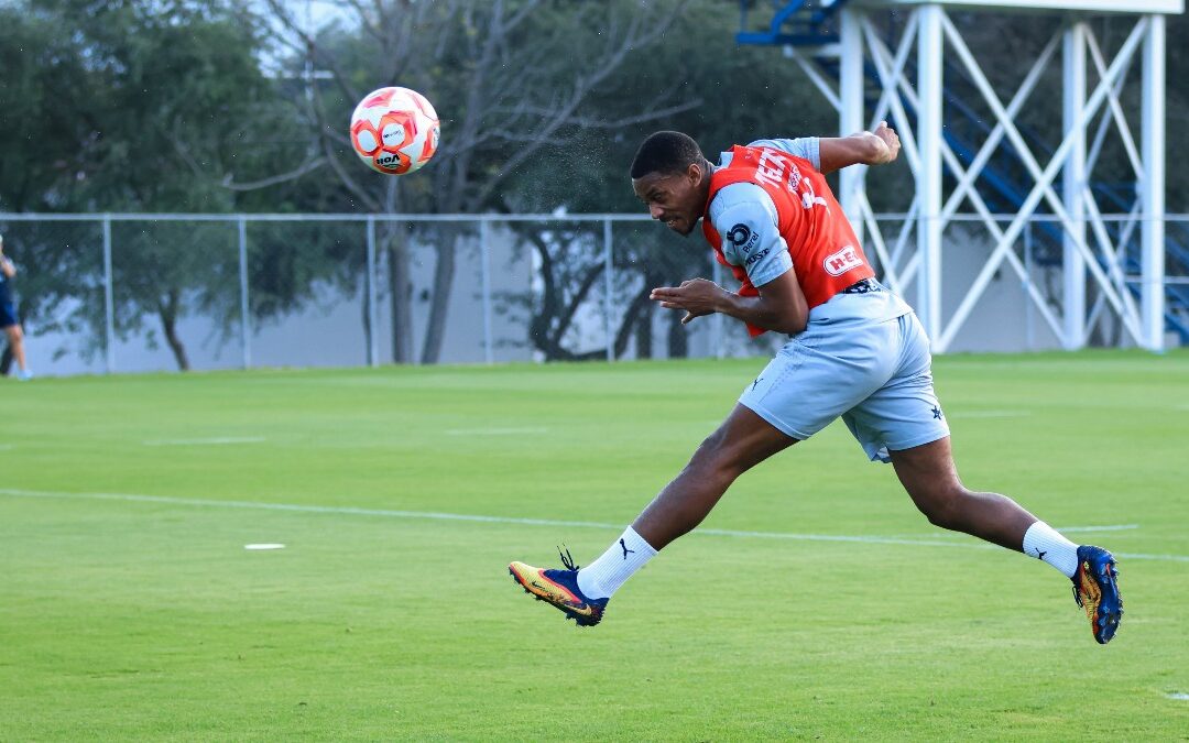 Anthony Martial se pierde el entrenamiento con Rayados: descubre la razón detrás