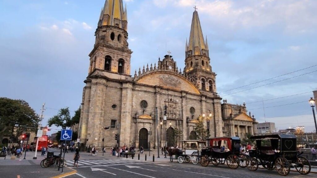 Horario de Misas para Agradecer el Año Nuevo en la Catedral de Guadalajara – 1 de Enero 2026