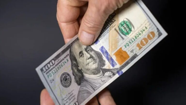 Dólar Hoy 1 de enero: Tipo de Cambio en México con Depreciación del Peso