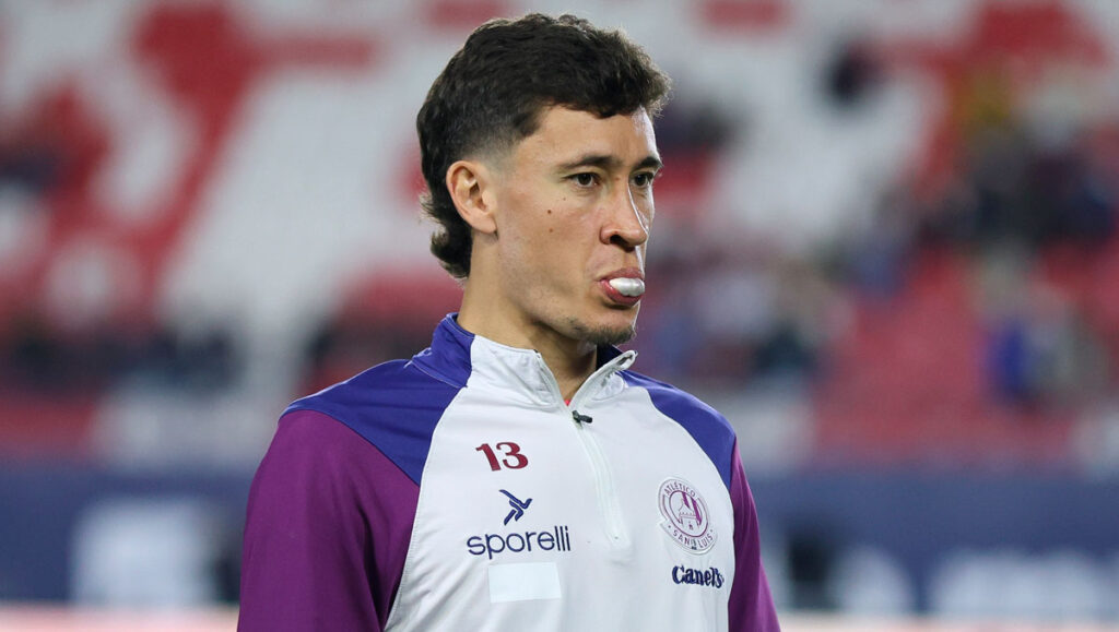 Dourado América: Aficionados Celebran Posible Fichaje con Creativos Memes