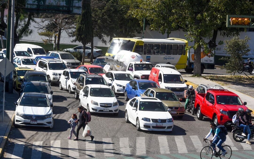 Hoy No Circula en CdMx y Edomex: Entérate Qué Autos No Pueden Circular Este Viernes