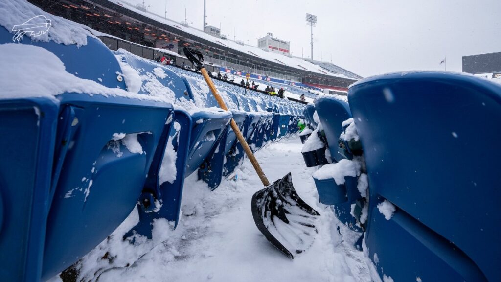 Los Bills de Buffalo Invitan a sus Aficionados a Retirar la Nieve del Highmark Stadium: ¡Conoce los Beneficios!