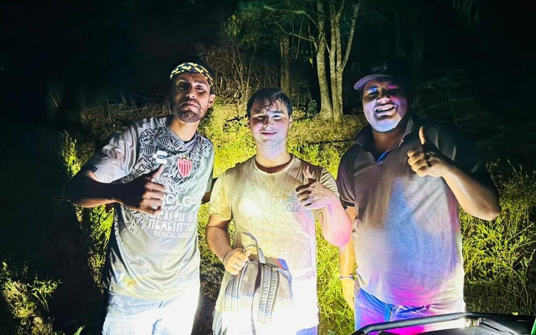 Rescate Exitoso: Localizan a Joven Canadiense Extraviado en el Cerro de Bahía de Banderas