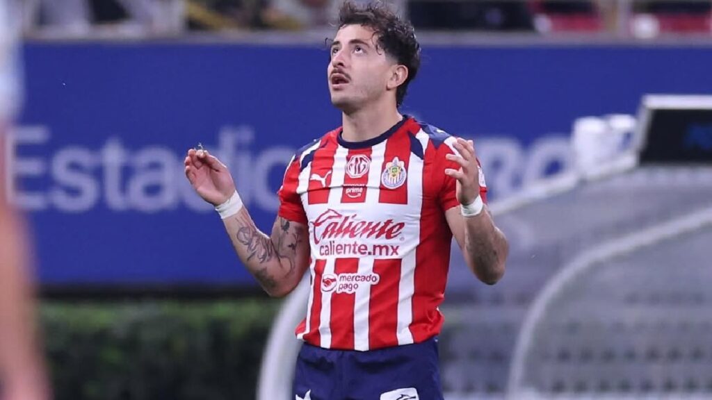 Alan Mozo deja Chivas y se une a nuevo equipo en la Liga MX antes del Clausura 2026