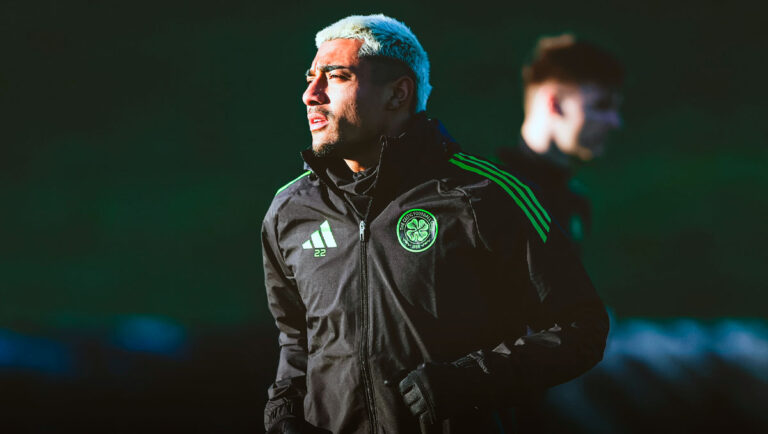 Julián Araujo se une al Celtic: la gran transferencia del futbolista mexicano al club escocés