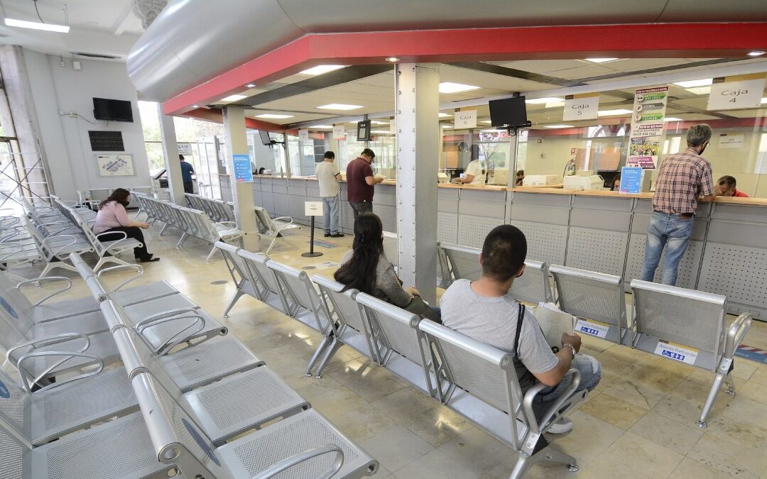 Fallas en el Servicio Predial en Guadalajara: Caos en el Primer Día de Pagos