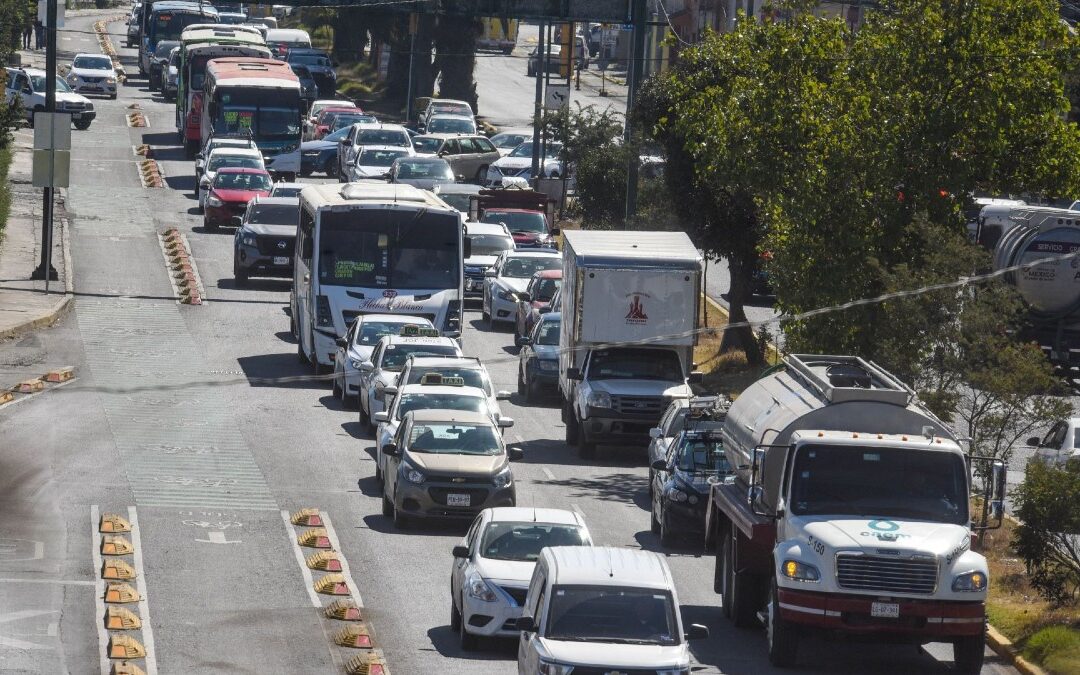 Hoy No Circula en CdMx y Edomex: ¿Qué Autos Descansan Este Sábado 3 de Enero de 2026?