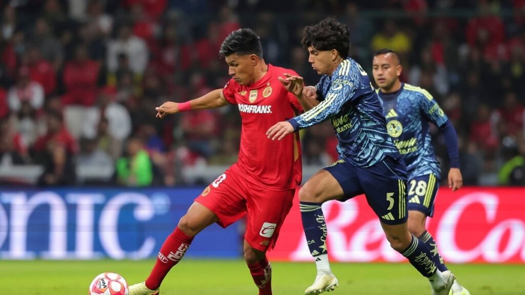 América busca reforzar su lateral derecha: ¿Kevin Álvarez en un intercambio con Toluca?