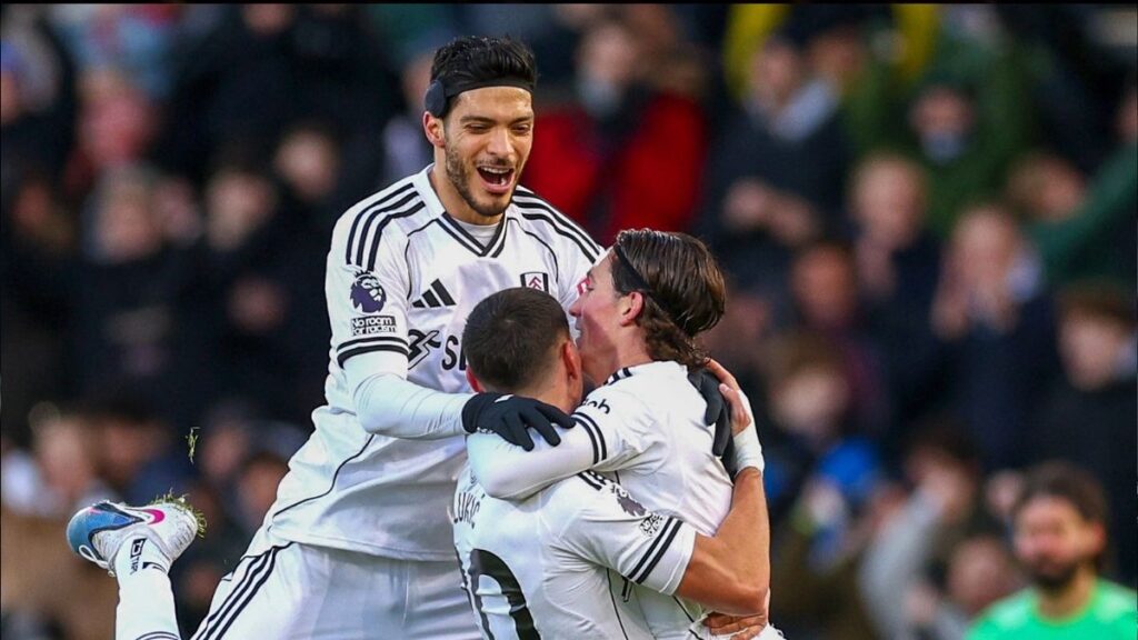 Raúl Jiménez Brilla con su Asistencia en el Partido de Premier League contra Liverpool