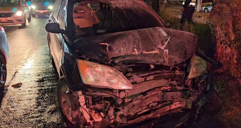 Incendio de camioneta tras choque en Tonalá: un accidente que alarma a la comunidad