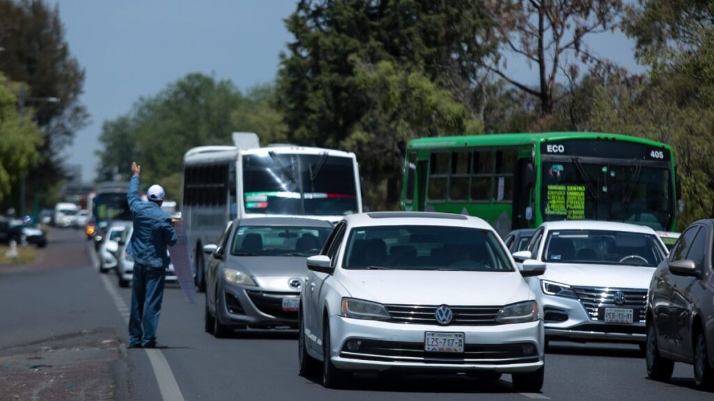 Hoy No Circula en CdMx y Edomex: Detalles sobre los Automóviles que Descansan el 6 de Enero de 2025