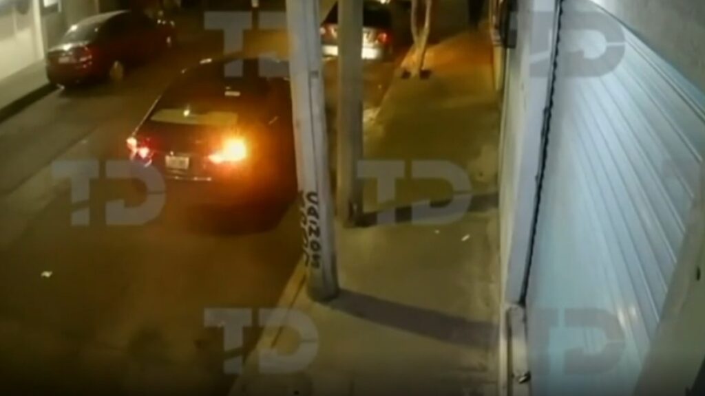 Gaby Huyó de su Casa Tras Atropellar a Roberto en Iztapalapa: Imágenes Reveladoras del Crimen