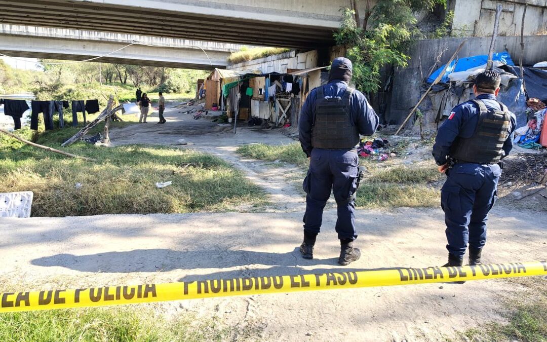 Trágico Suceso: Mujer Encontrada Muerta en un Cuarto de Cartón en Apodaca, Nuevo León