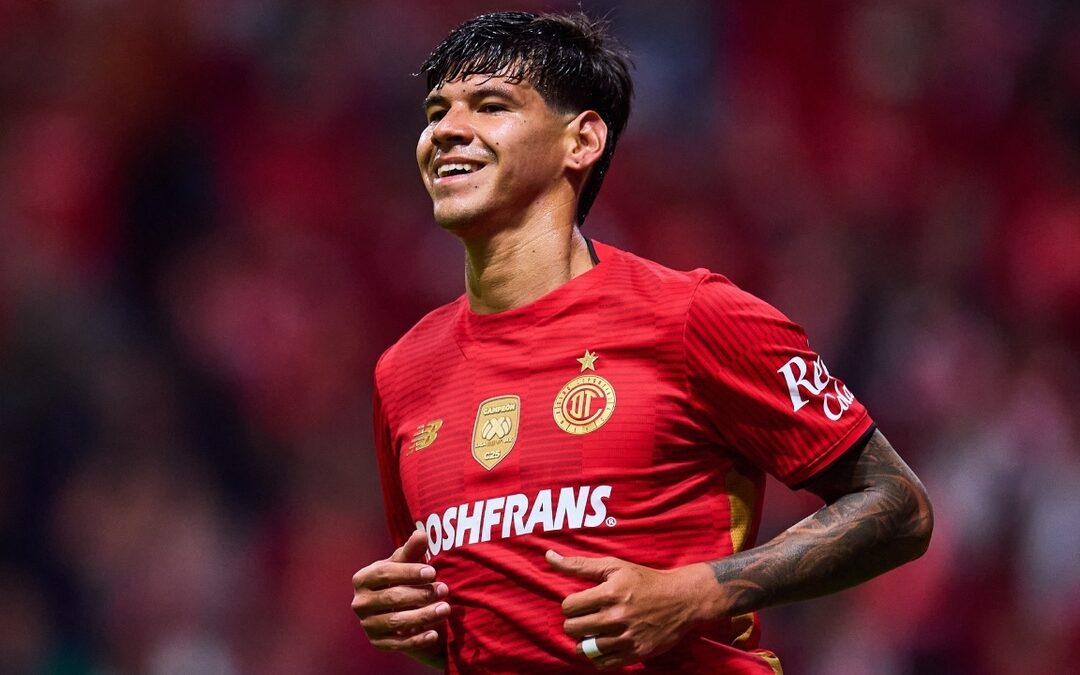 Robert Morales Entrena con Normalidad en Toluca a Pese a la ‘Novela Deportiva’