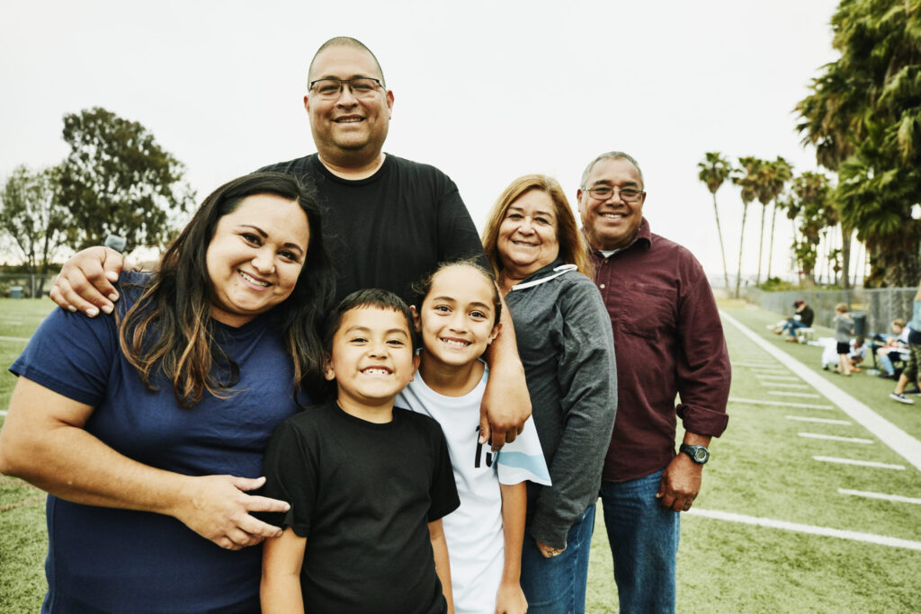 Colorado: Entre los Mejores Estados para Criar una Familia en 2026, a Pesar de Desafíos en Educación y Seguridad