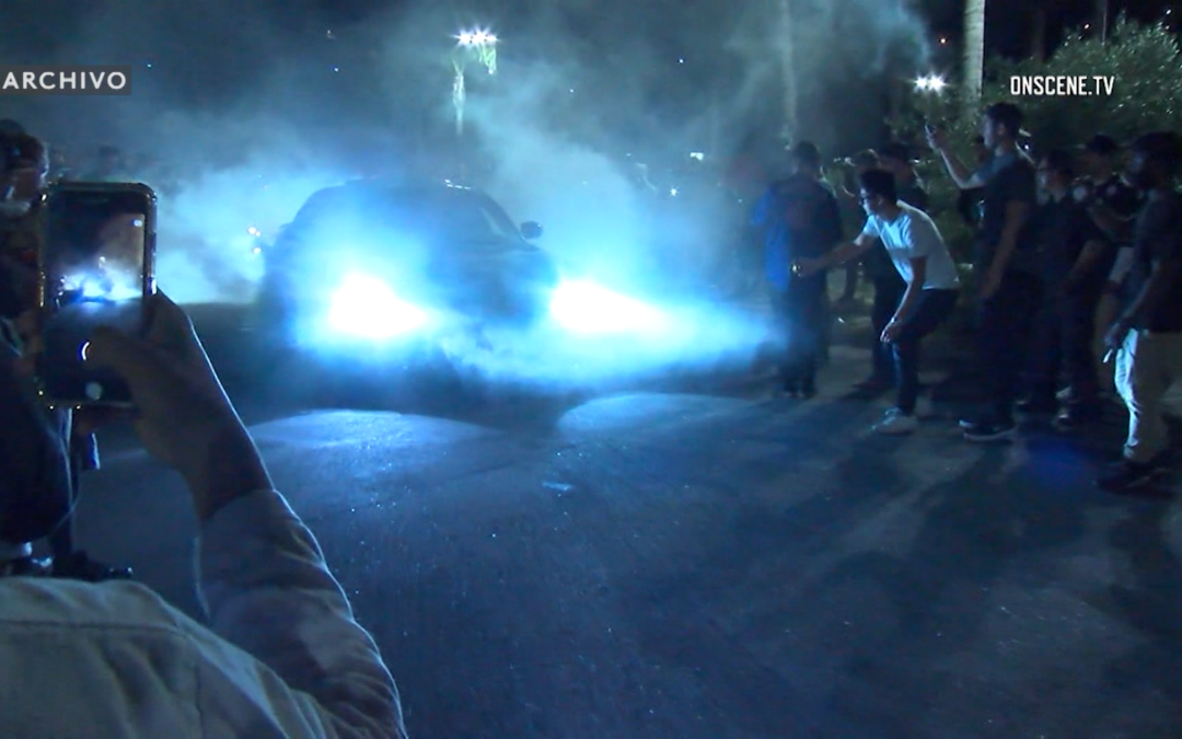 Fiscalía de San Diego Acusa a 21 Personas por Participar en Carreras Clandestinas Ilegales