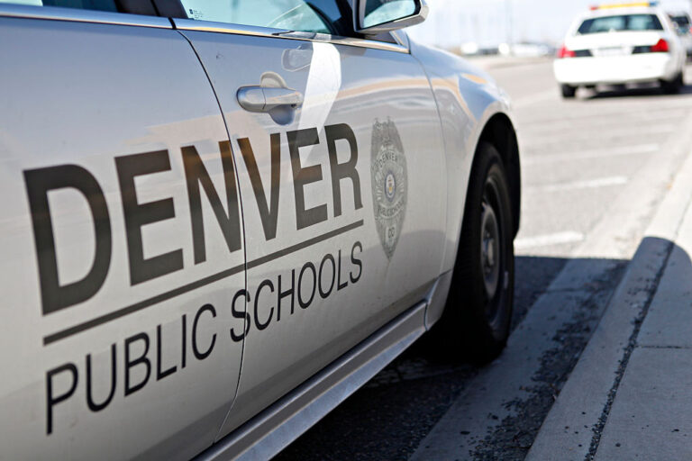 La matrícula en Denver Public Schools cae drásticamente por la salida de estudiantes inmigrantes