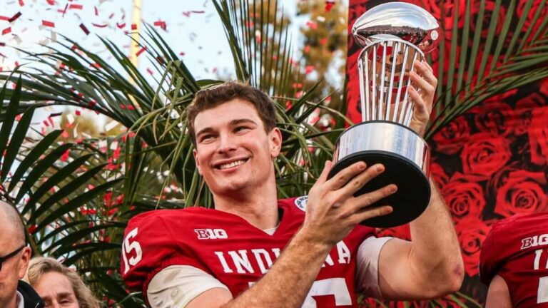 Fernando Mendoza: El prometedor QB que podría unirse a Las Vegas Raiders en el Draft NFL 2024