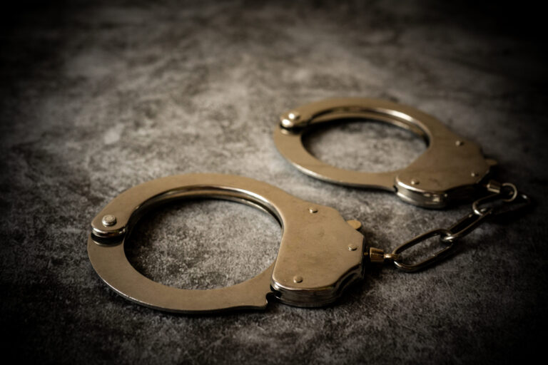 Arresto en Nueces: Corporal Joel Villaseñor de la Oficina del Sheriff enfrenta acusaciones de lesiones a un menor
