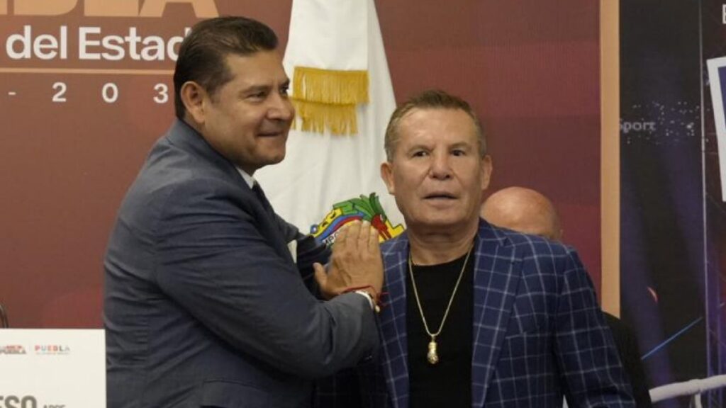 Julio César Chávez regresa al ring en la Feria de Puebla 2026 contra ‘El Travieso’ Arce