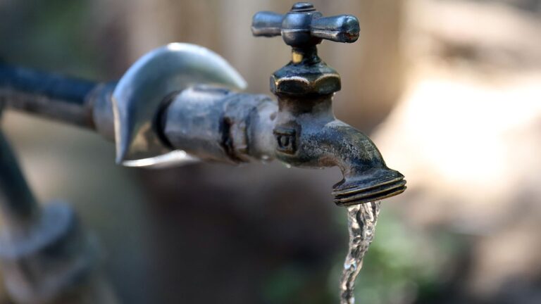 Cortes de agua temporales durante la madrugada por trabajos de infraestructura