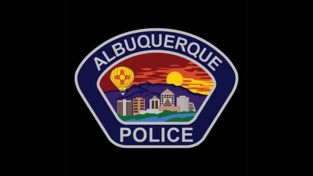 Acusan a una madre en Albuquerque bajo la Ley Bennie tras disparo accidental de su hijo de 14 años