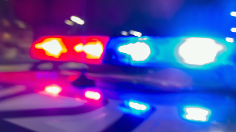 Hombre de Georgia enfrenta acusación federal por presunto contacto sexual con menor en Kansas