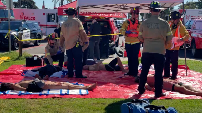 Simulacro de rescate masivo frente a San Diego pone a prueba la respuesta ante accidentes marítimos