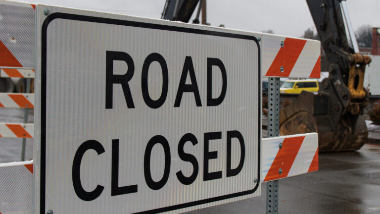 Obras en Santa Fe Drive afectan el acceso a negocios en Denver